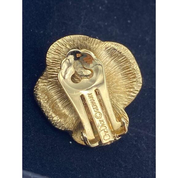 Dior Gold-Tone Flower Clip Earrings with Pearls and Rhinestones - Picture 6 of 8